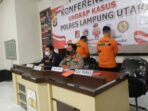 Polres Lampung Utara melaksanakan Konferensi Pers dugaan tindak pidana Korupsi Penggunaan Anggaran Kegiatan Bimtek Kepala Desa Sekabupaten Lampung Utara Tahun Anggaran 2022 :