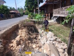 TPT Jembatan Dusun Satu Desa Karta Rahayu Lonsor, Warga Minta Segera di Perbaiki