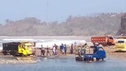 Wow.. Galian ( C )Tambang Pasir Laut di Desa Cihara Lebak Banten Semakin Meresahkan