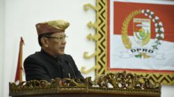 M. Firsada Bacakan Sambutan Gubernur Saat Rapat Paripurna Istimewa HUT Ke-60 Provinsi Lampung
