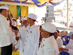 Ali Rahman Menghadiri Acara Upasaksi Karya Ngenteg Linggih, Di Kampung Bali Sadar Tengah