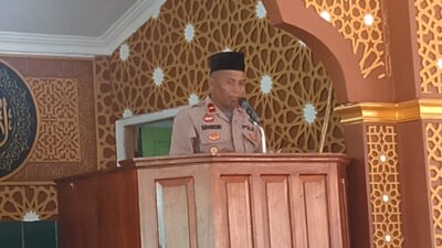 Kapolsek Sungkai Jaya Polres Lampung Utara jadi Khatib Jumat, Sampaikan Pesan Kamtibmas Jelang Pilkada Serentak 2024