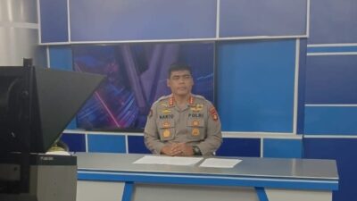 Kabid Humas Polda Sumsel Bersama Wakapendam II/ Sriwijaya Secara Bergantian Menjadi Pembawa Acara Di TVRI Sumsel