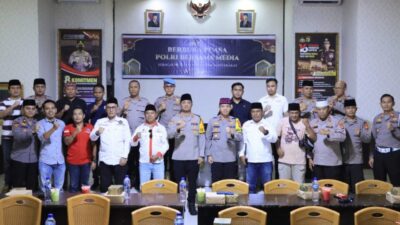 Defriwansyah Ketua DPC AJOI Lampura Hadiri Telekonferensi Buka Puasa Bersama Polri Dan Media